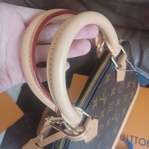 Louis Vuitton alma bb - Picture 7 of 17